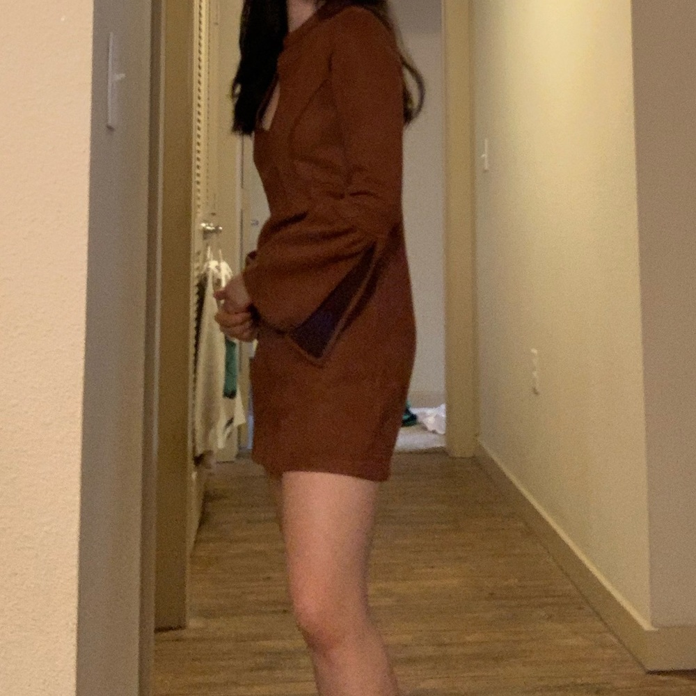BCBG DRESS - Picture 6 of 7